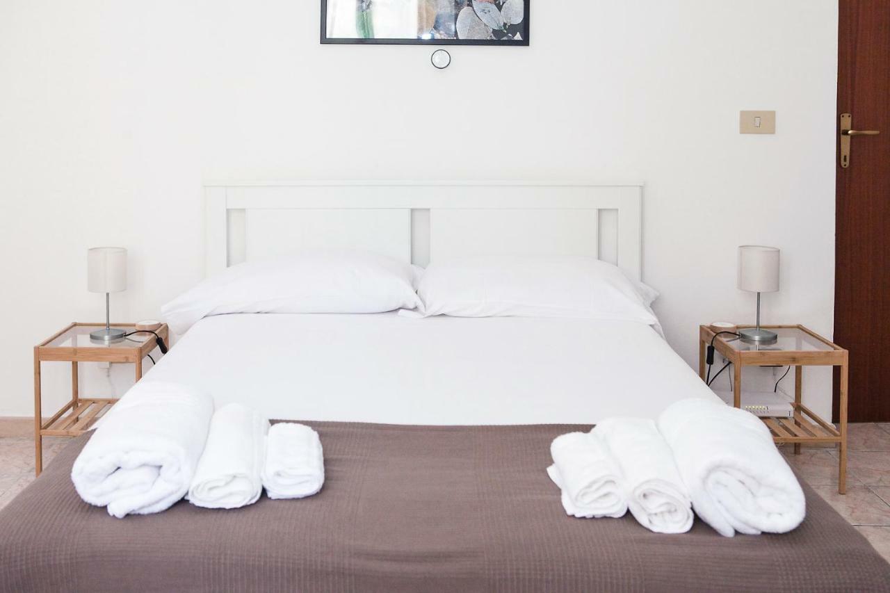 Cleo Iris Apartment Анкона Екстериор снимка
