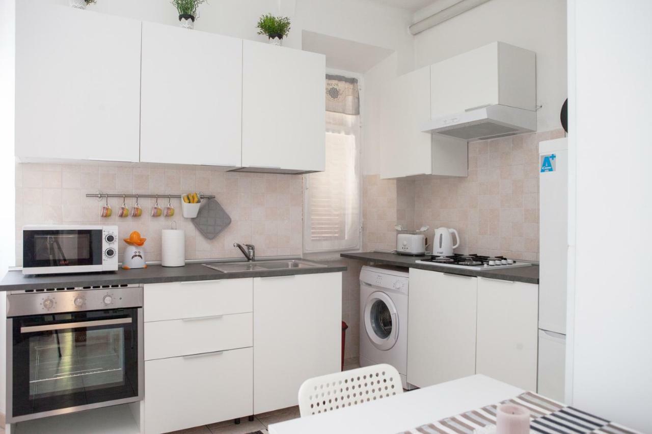 Cleo Iris Apartment Анкона Екстериор снимка
