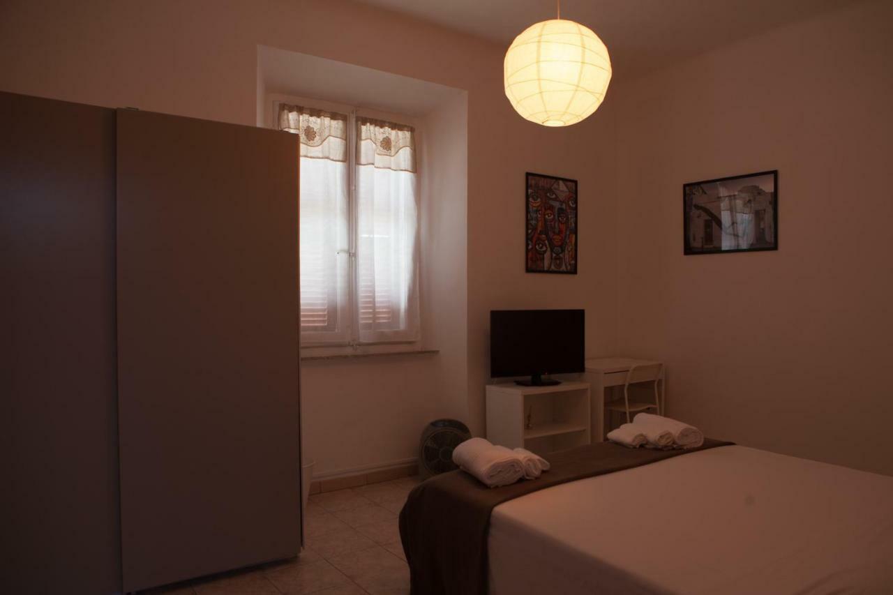Cleo Iris Apartment Анкона Екстериор снимка